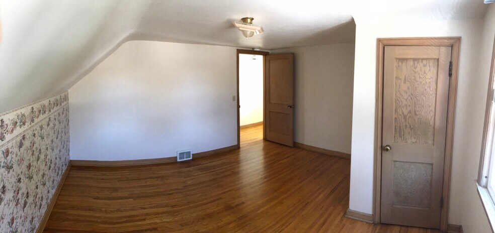 Bedroom - 124 Spruce St