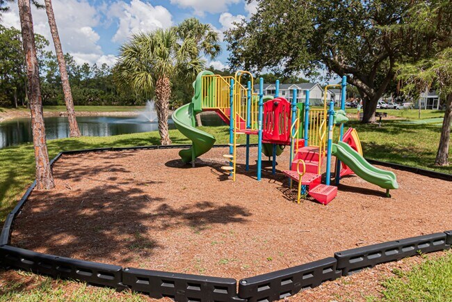 Building Photo - End-Unit 3-Bed Condo Near Downtown Naples & Beaches | Gated Resort-Style Community