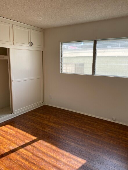 Master Suite BR1 - 943 19th St