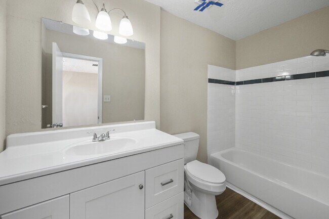 Building Photo - 7236 Crownwest St