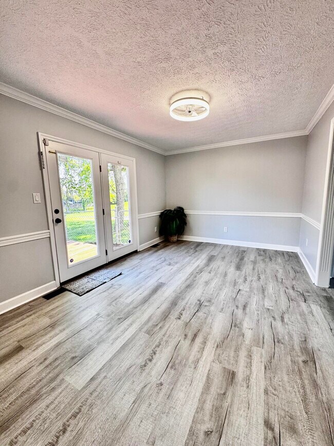 Building Photo - 2469 English Station Dr