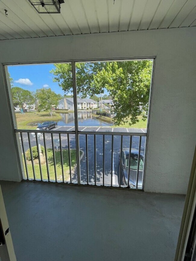 Building Photo - 2Bed/2Bath in the heart of Daytona Beach w/tons of amenities included in rent!
