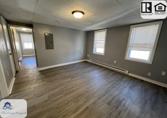 Building Photo - 23 Sigel St