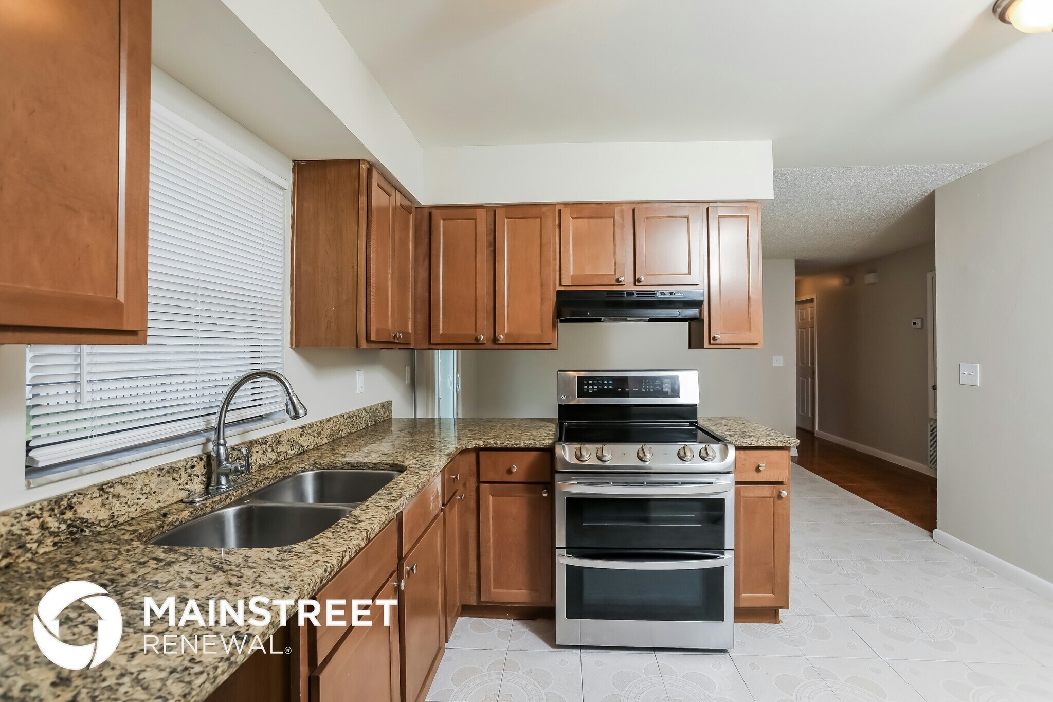 Building Photo - 116 N Buena Vista Ave