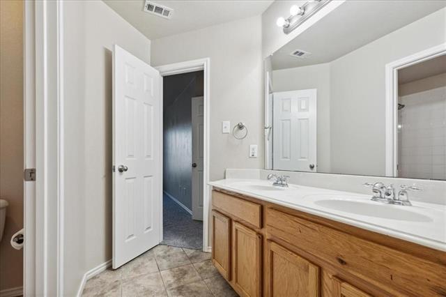 Building Photo - 708 San Antonio Trail
