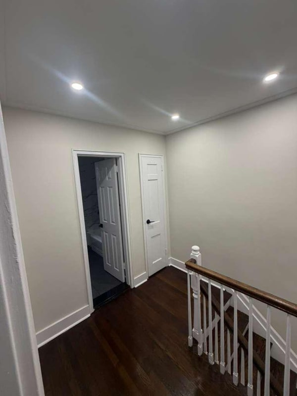 Building Photo - 676 Park Ave