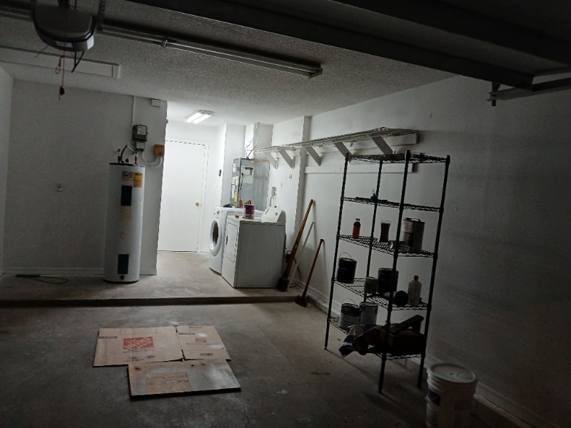 Building Photo - 4816 Miranda Cir