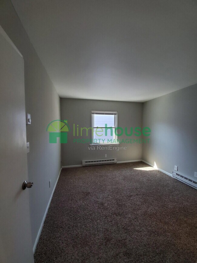Building Photo - 2642 E Ocean View Ave