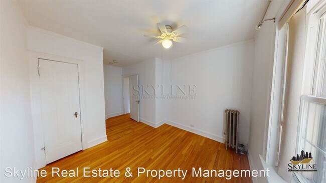 Building Photo - 1311 Monroe St