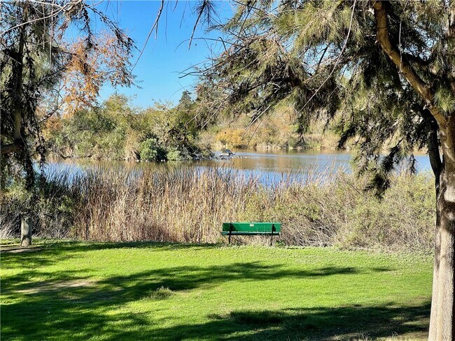 Building Photo - 5040 Codorniz Way