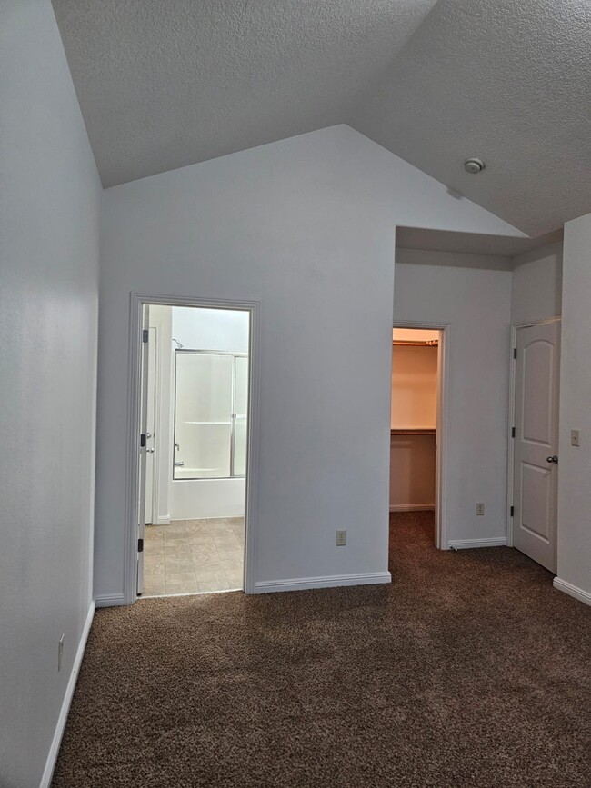 View into master bath & closet - 528 Fenton Ave