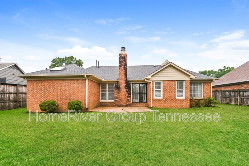 Building Photo - 1378 Fieldstone Trail