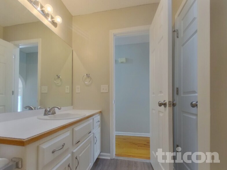 Building Photo - 27 Bramblewood Point SW