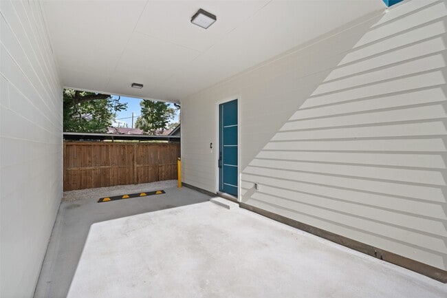 Building Photo - 1408 Enid St