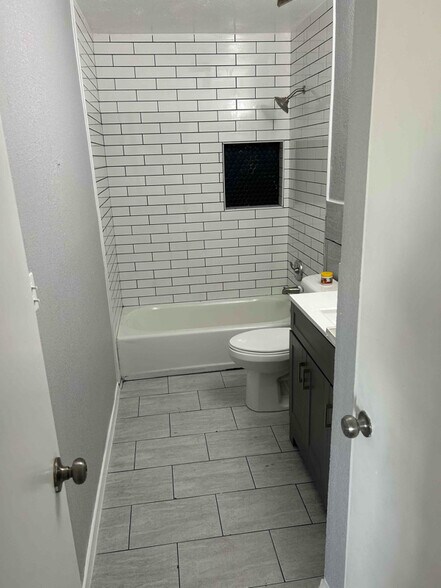 Building Photo - 2480 McVoid Rd