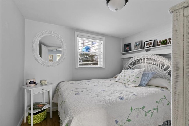 Building Photo - 84 Birchwood Dr