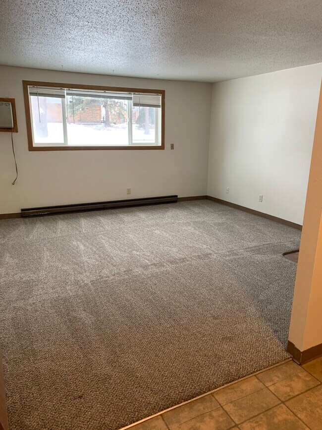 Building Photo - 3013 10th St N