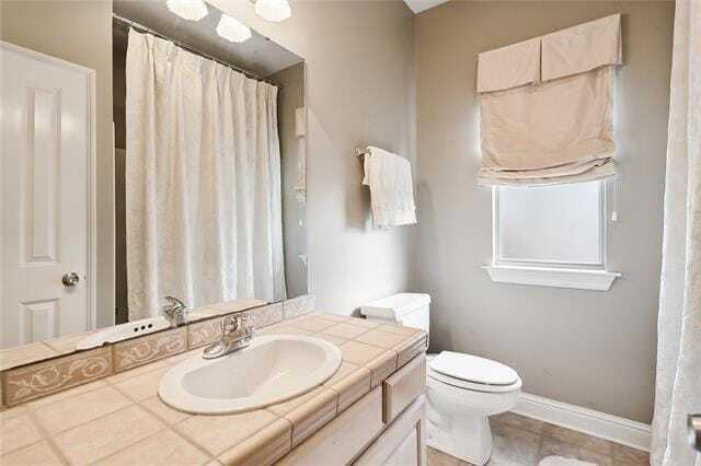 Building Photo - 236 Highland Dr