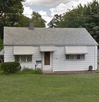 Building Photo - 4001 Gregus Ave