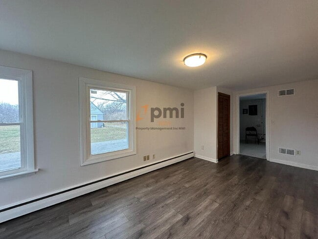 Building Photo - 7457 Clay St