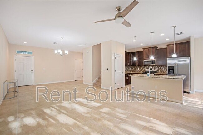 Building Photo - 5229 5th Way N
