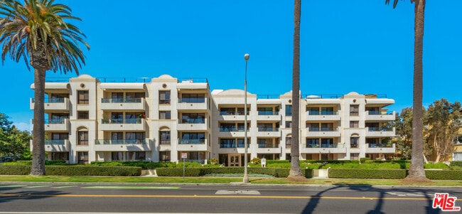 Building Photo - 701 Ocean Ave