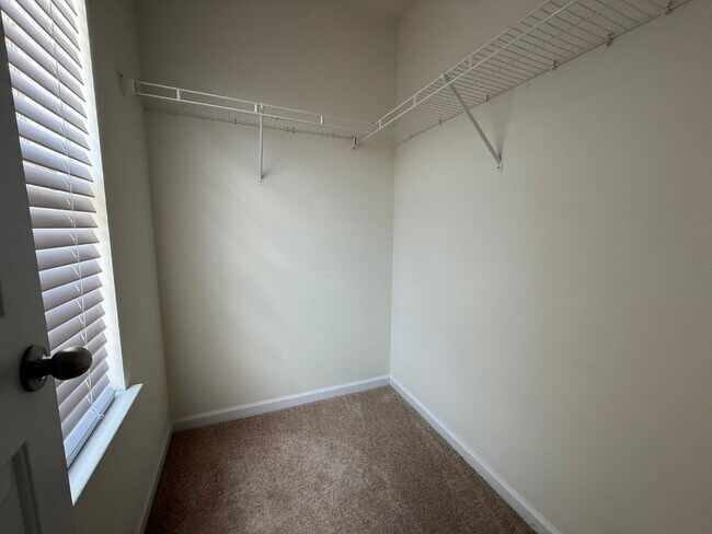 Building Photo - 4BR/2.5 BA Home in Monroe
