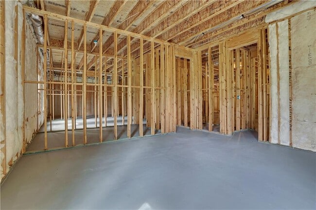 Building Photo - 6295 Windward Pkwy