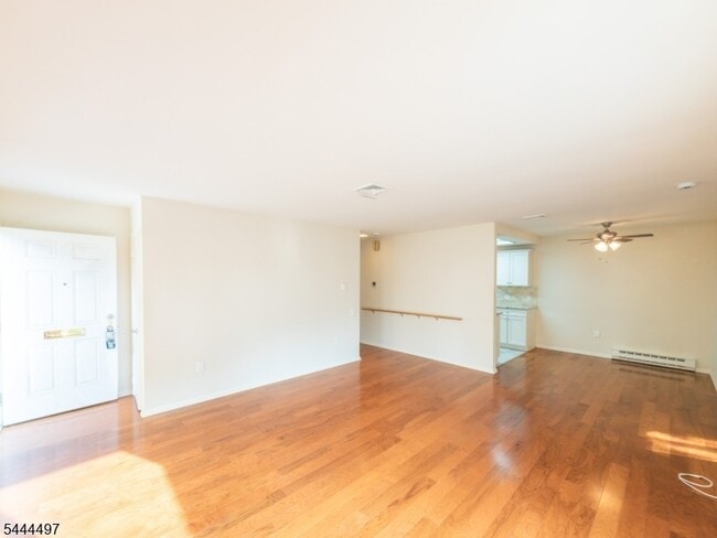 Building Photo - 227C Manchester Ln