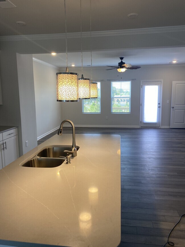Building Photo - 2138 Terrawood Dr