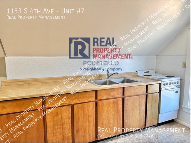 Building Photo - 1153 S 4th Ave