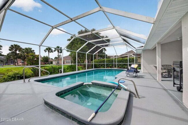 Building Photo - Gorgeous Pool Home available in Breakaway Trails