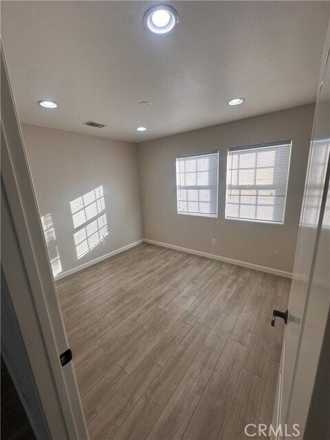 Building Photo - 3835 Camellia Dr