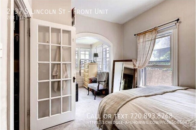 Building Photo - Charming Vintage Retreat: 2BD/1BA Front Un...