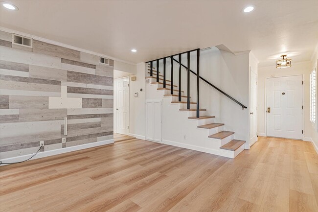 Building Photo - 2885 Wilson Common