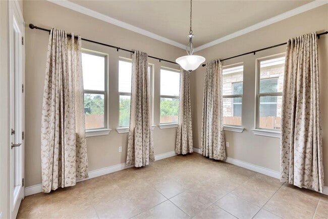 Building Photo - 15012 Iveans Way