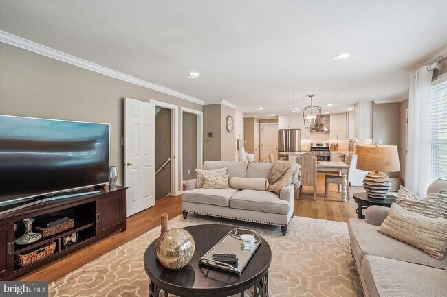 Building Photo - 8300 Centerbrook Pl