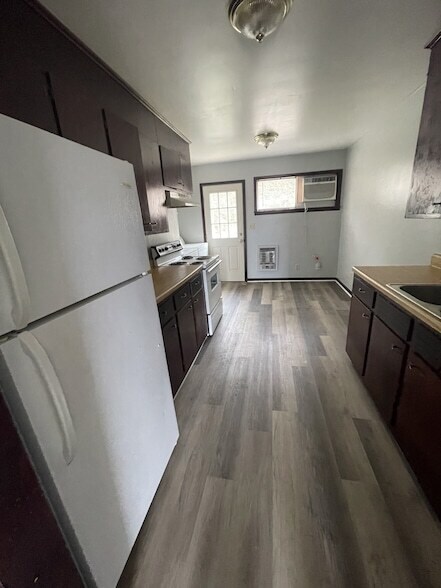 Building Photo - 119 Edgehill Dr