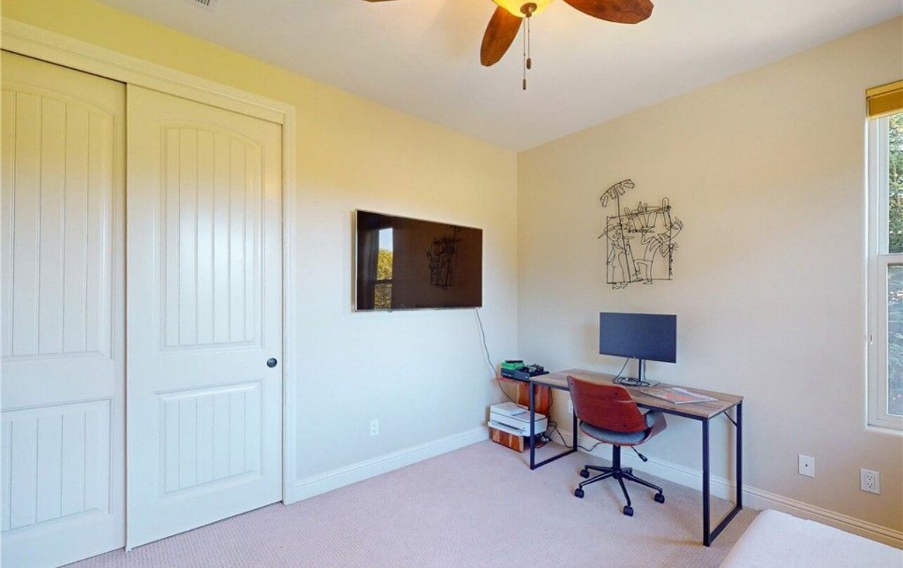 Building Photo - 5595 Tanbark Ct