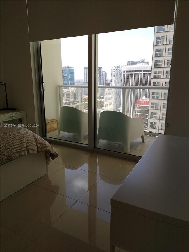 Building Photo - 300 S Biscayne Blvd
