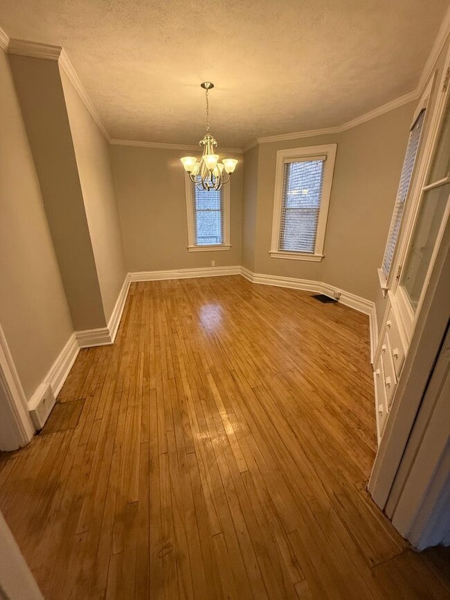 Building Photo - 3 Bedrooms 1 bath home for RENT!