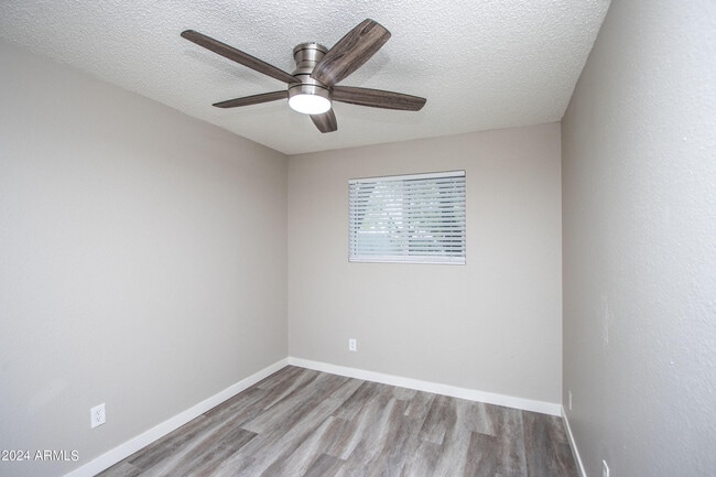 Building Photo - 720 S Dobson Rd