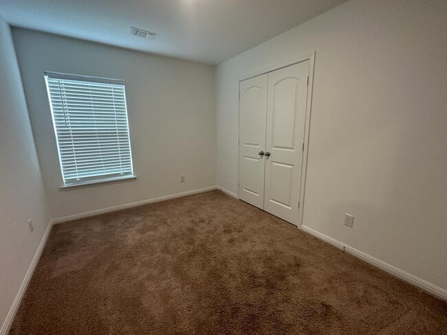 Building Photo - 18300 Speculator Ln