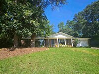 Building Photo - 1541 Woodgate Way