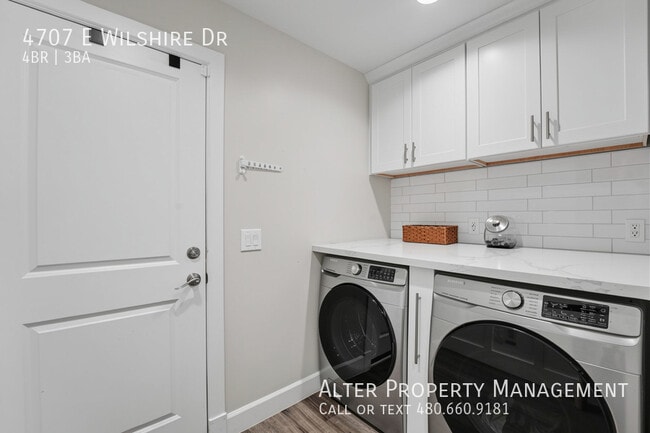 Building Photo - 4707 E Wilshire Dr