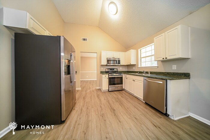 Building Photo - 195 Cinnamon Oak Cir