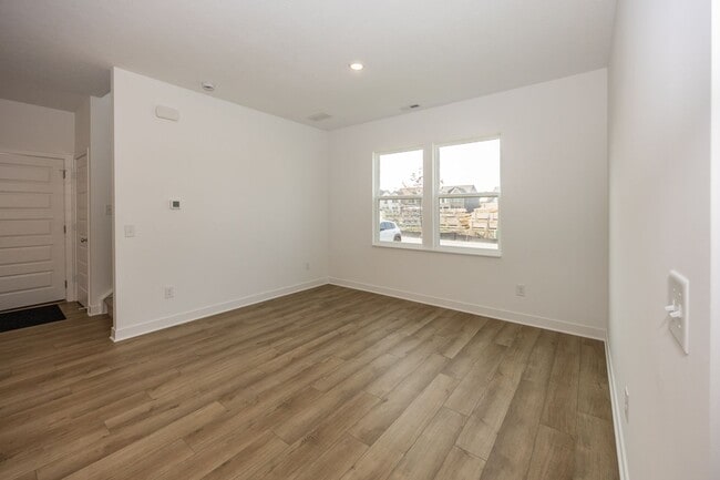 Building Photo - 3 bedroom, Two and Half bath townhome in the heart of Westfield