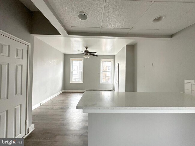 Building Photo - 1718 N Lambert St