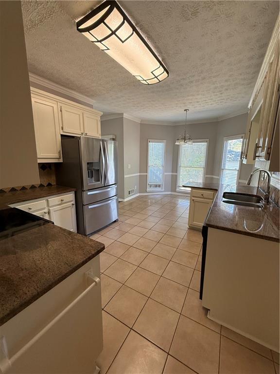 Building Photo - 2215 Mint Julep Ct