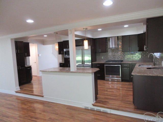 Building Photo - 19960 Hickory Leaf St